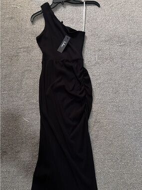 Lulu's One-Shoulder Black Ruched Maxi Dress